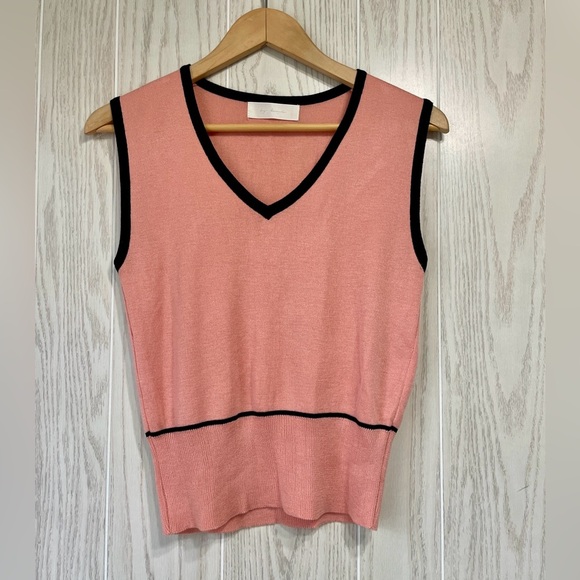 By Bomi Gilet Vest Pink and Black Fancy Size S NWOT - Picture 1 of 4
